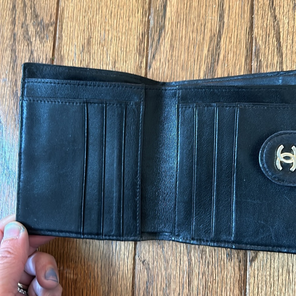 Chanel Matelasse Quilted Lambskin Compact Wallet - Picture 8 of 10